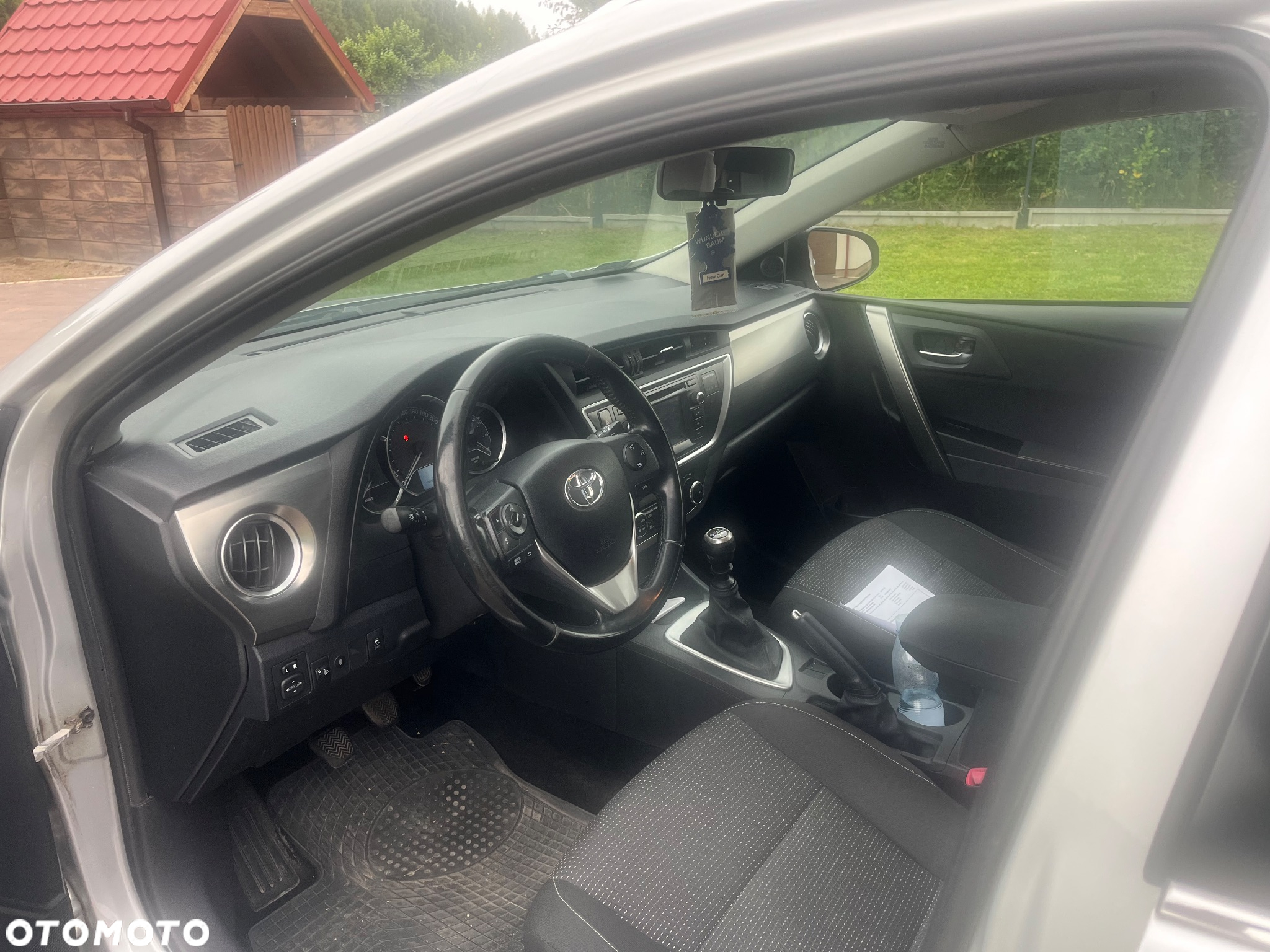 Toyota Auris 1.4 D-4D Active - 5