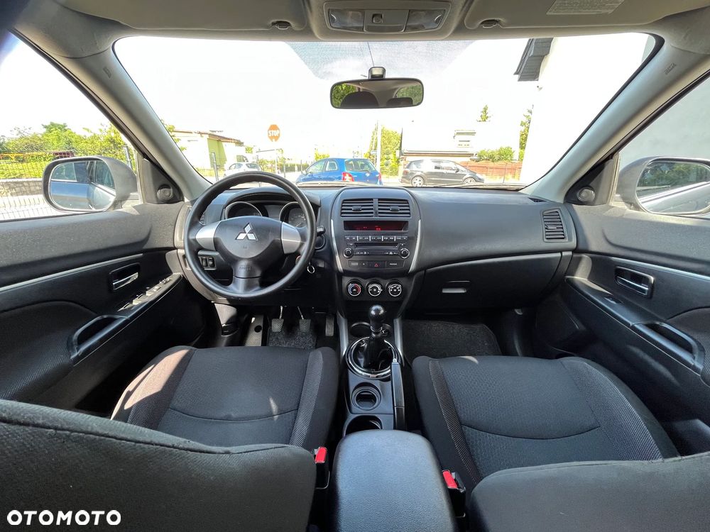 Mitsubishi ASX - 25