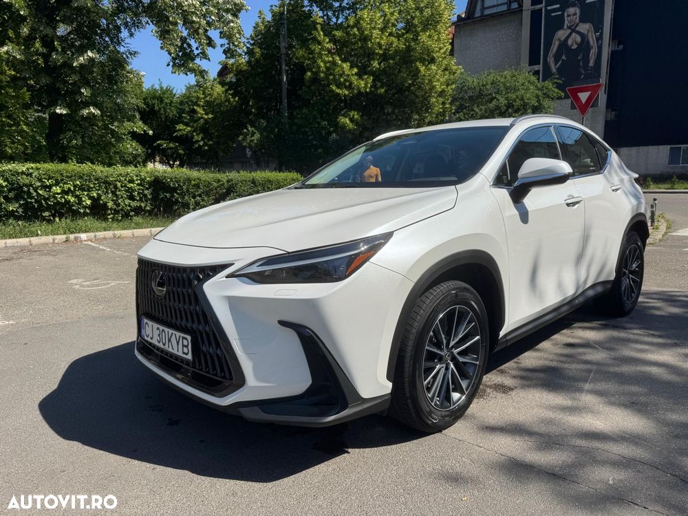 Lexus Seria NX 350h - 1