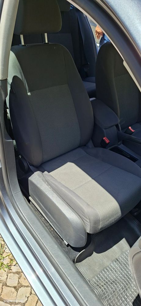 VW Golf Variant 1.9 TDi Confortline - 11