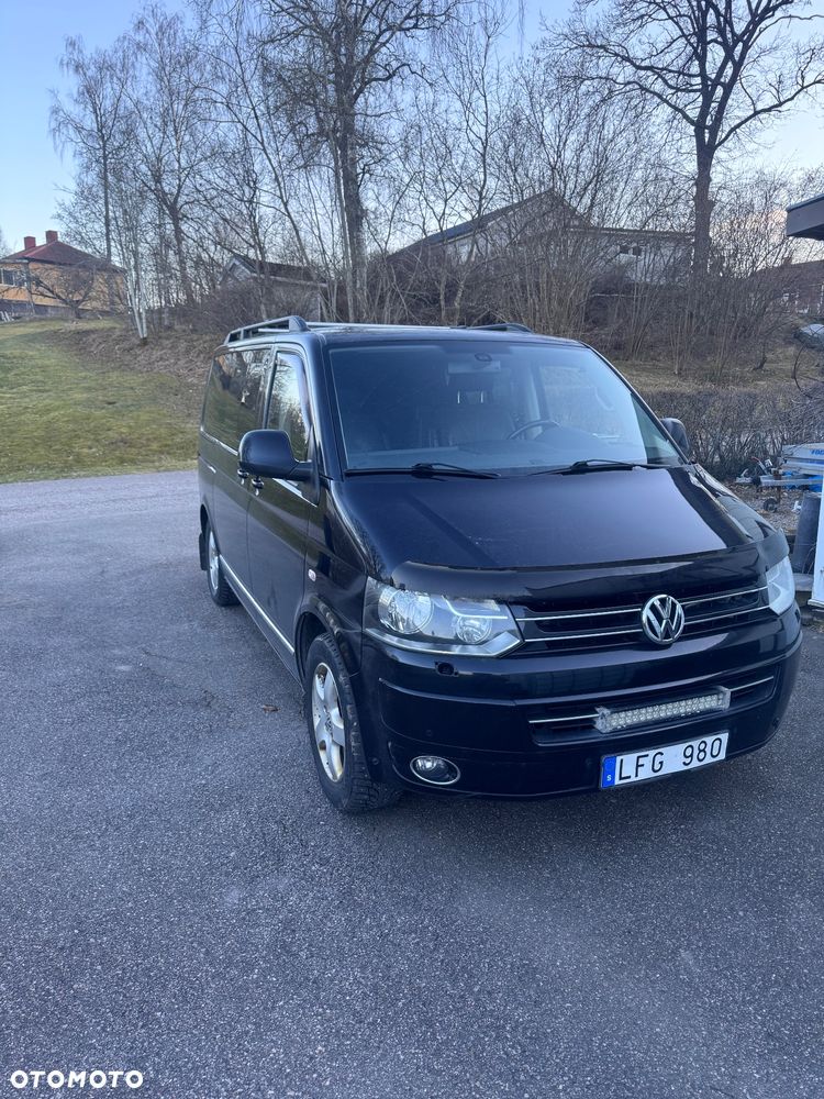 Volkswagen Multivan - 1