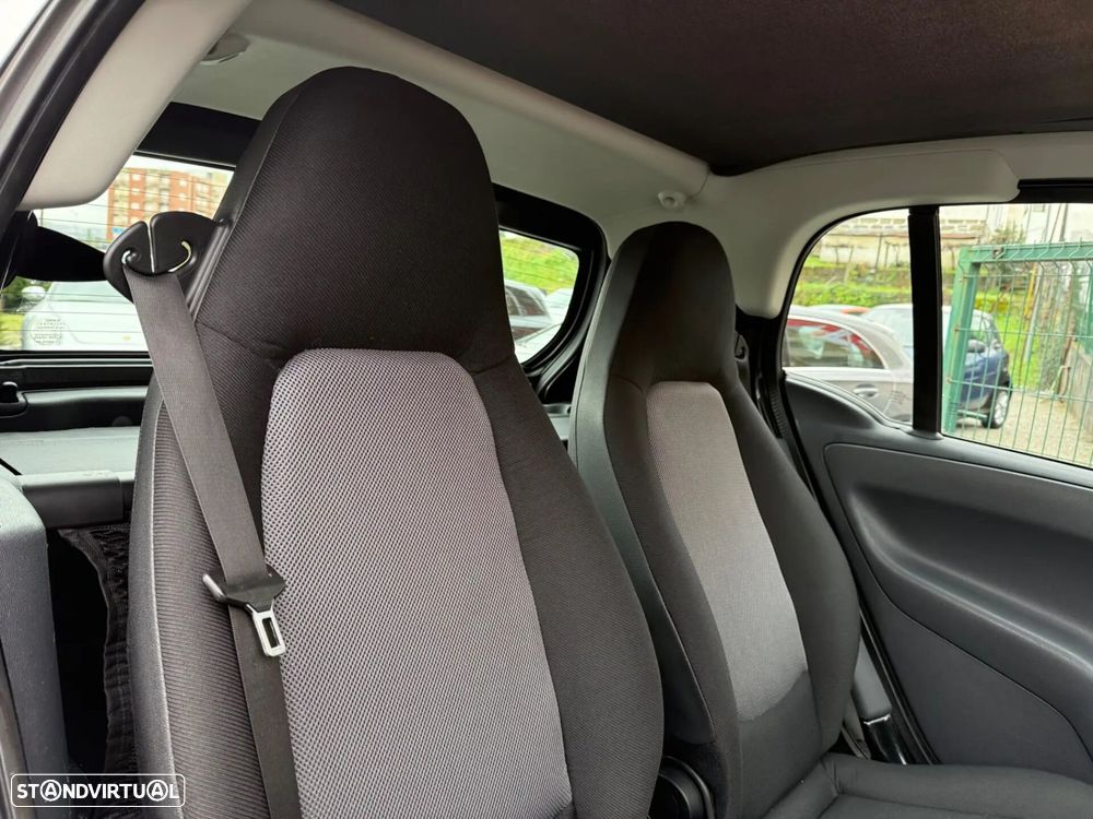 Smart ForTwo Coupé 0.8 cdi Pure 54 - 28