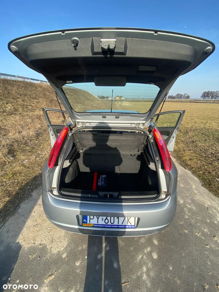 Fiat Punto - 18