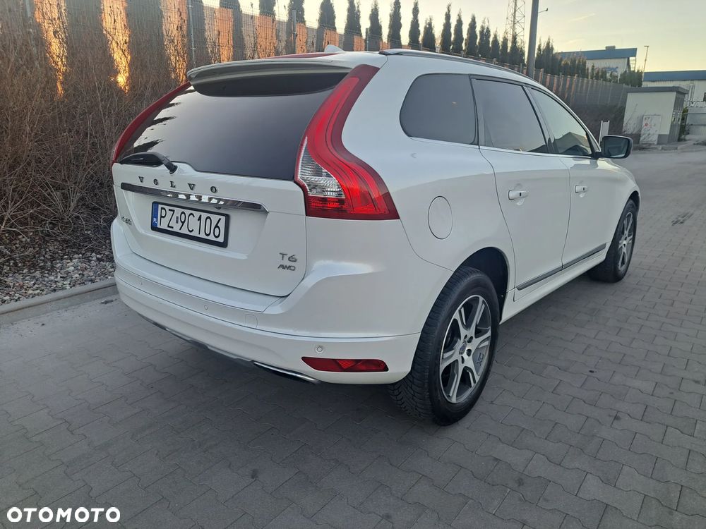 Volvo XC 60 T6 AWD Geartronic Summum - 23