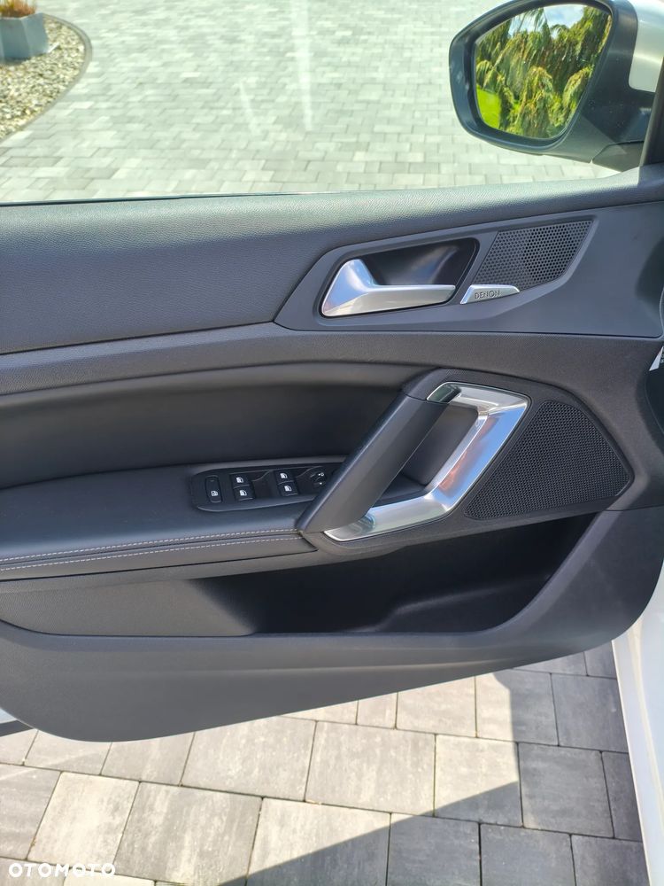 Peugeot 308 BlueHDi 150 Stop & Start Allure - 19