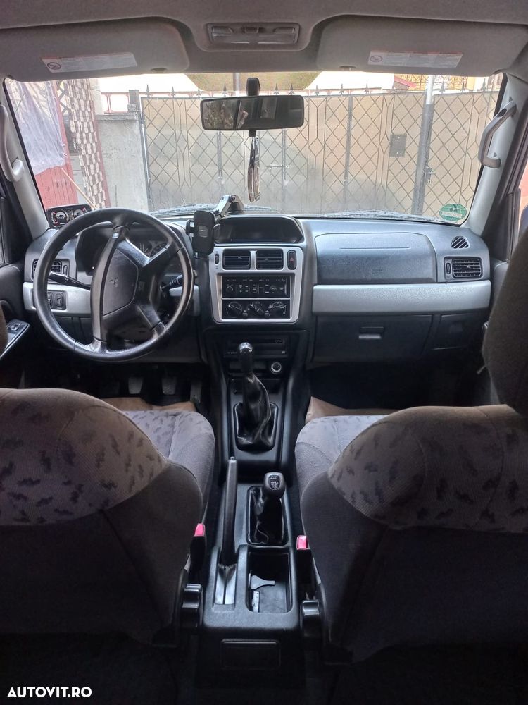 Mitsubishi Pajero Pinin 1.8 LWB 4x4 - 5