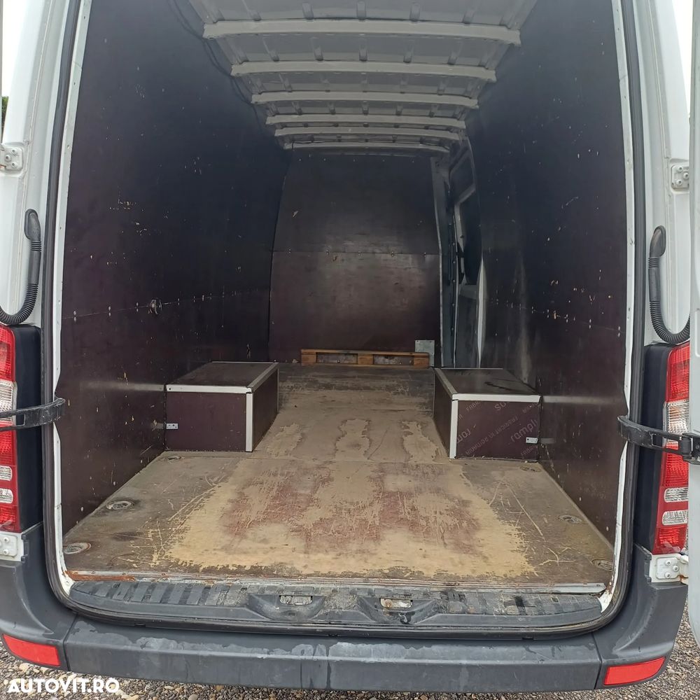Mercedes-Benz Sprinter - 5
