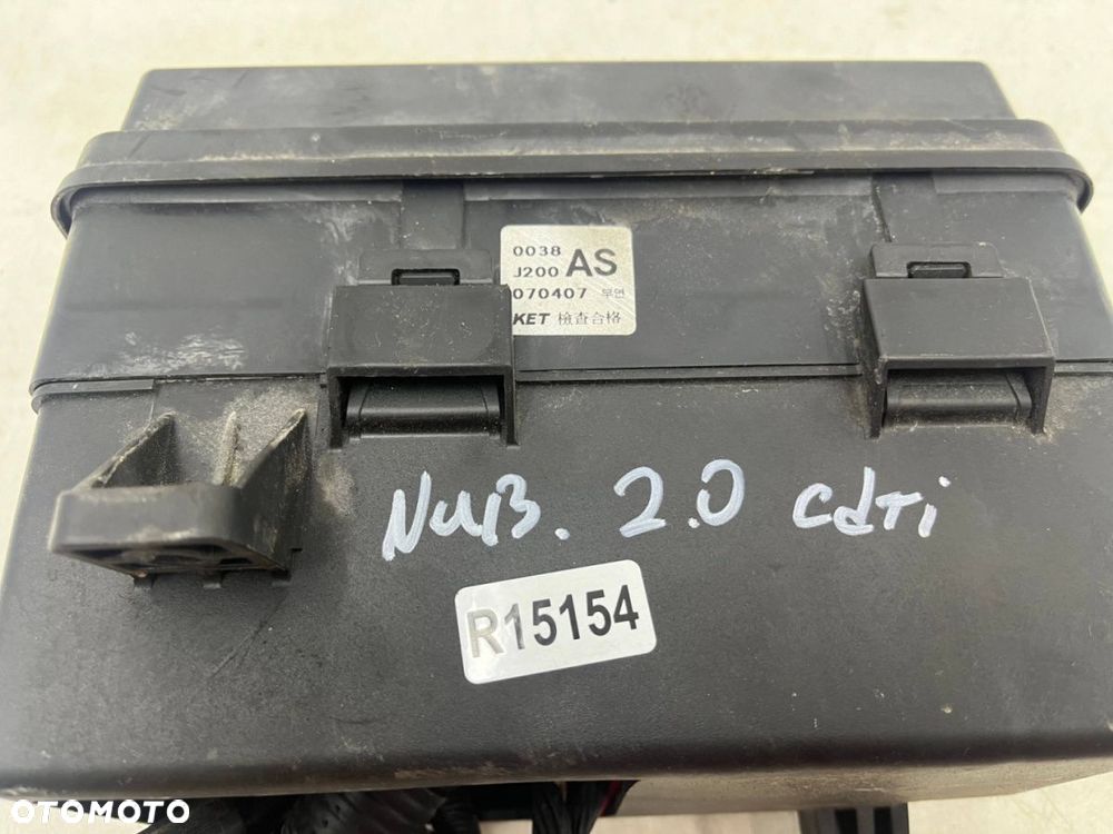 Skrzynka bezpieczników Chevrolet Nubira III J200 05-12r. 2.0 cdti - 8