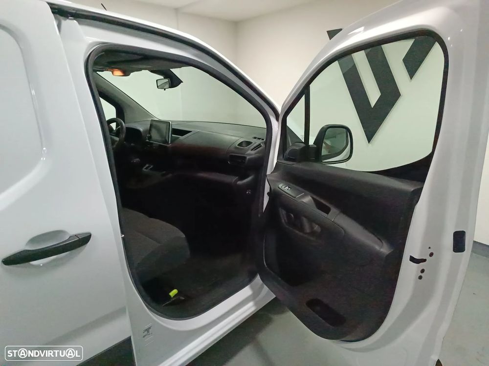 Toyota PROACE-CITY 1.5D L1 CONFORT IVA/DEDUTIVEL - 17
