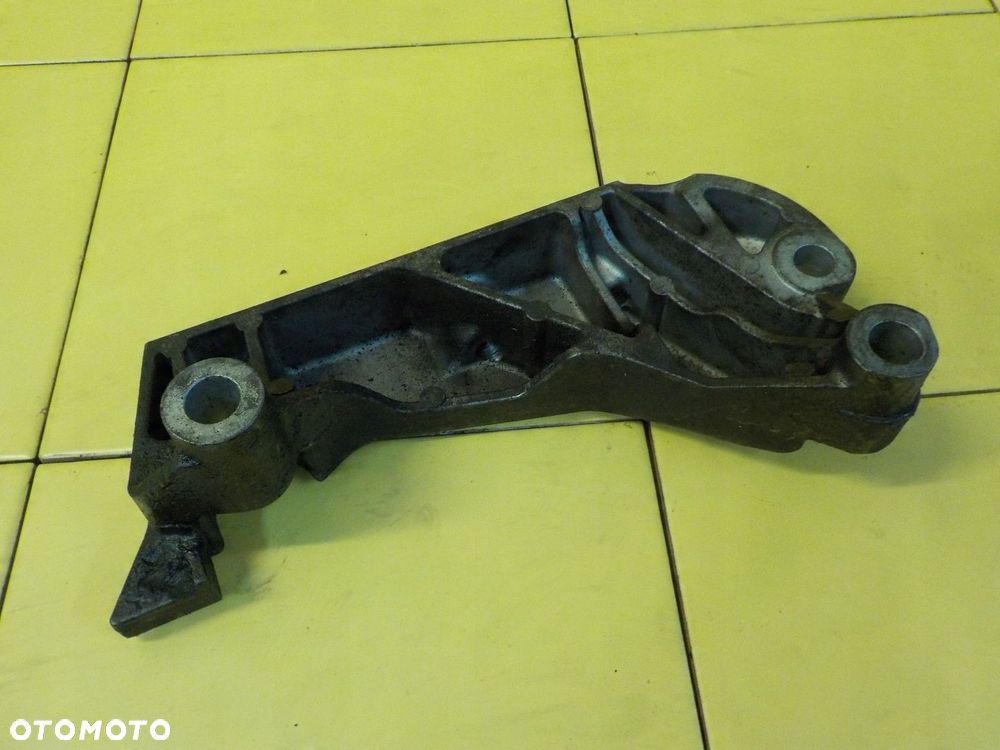 INSIGNIA 2.0 T 10r 220KM lapa silnika 13227754 - 2