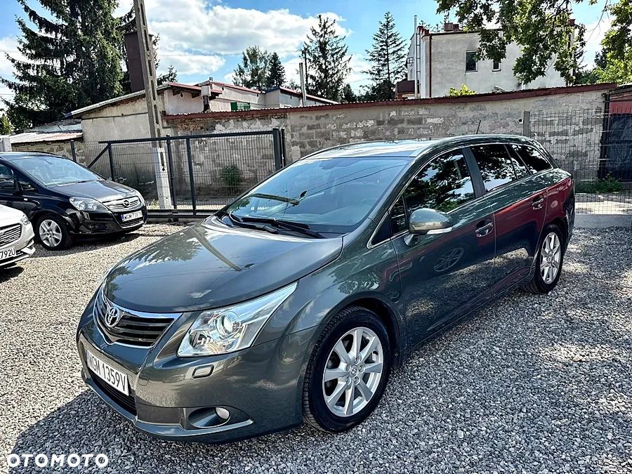 Toyota Avensis 2.0 D-4D Sol plus+NAVI - 10