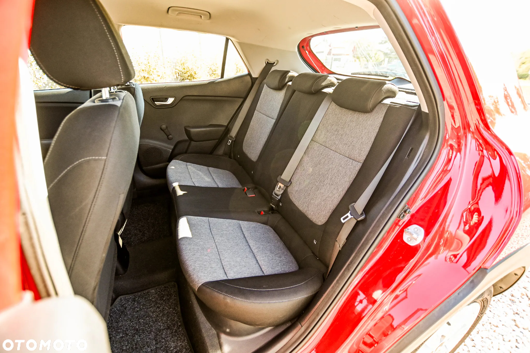 Kia Stonic 1.2 L - 33