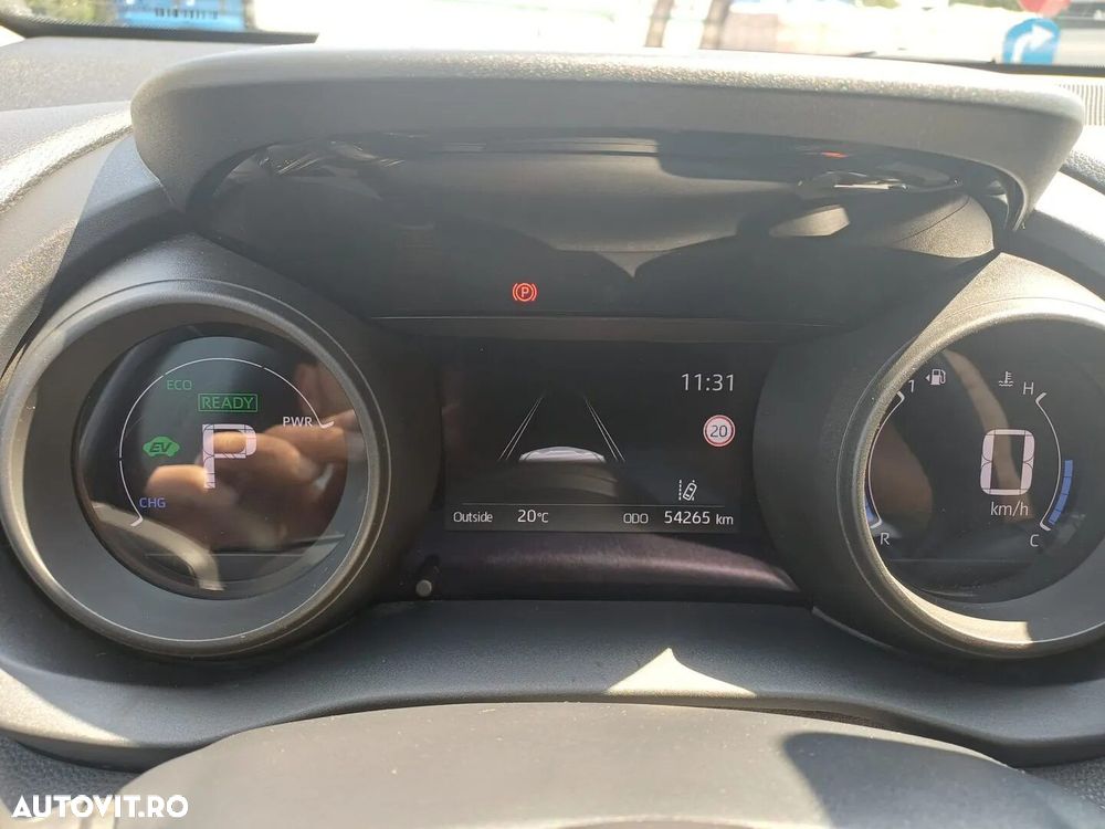 Toyota Yaris 1.5 VVT-i HSD Dynamic - 17