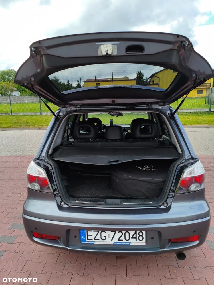 Mitsubishi Outlander 2.0 Turbo 4WD - 22