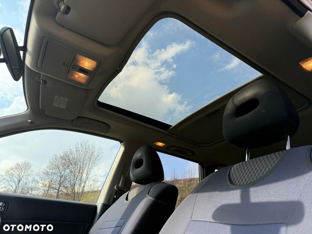 Nissan X-Trail - 8