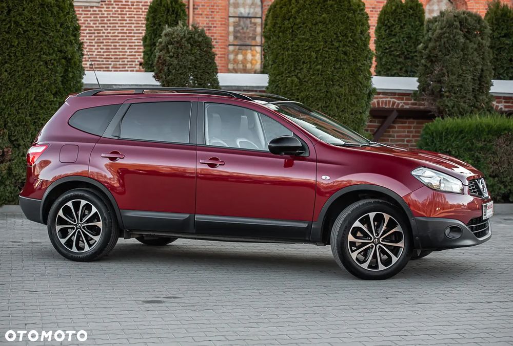 Nissan Qashqai+2 - 5