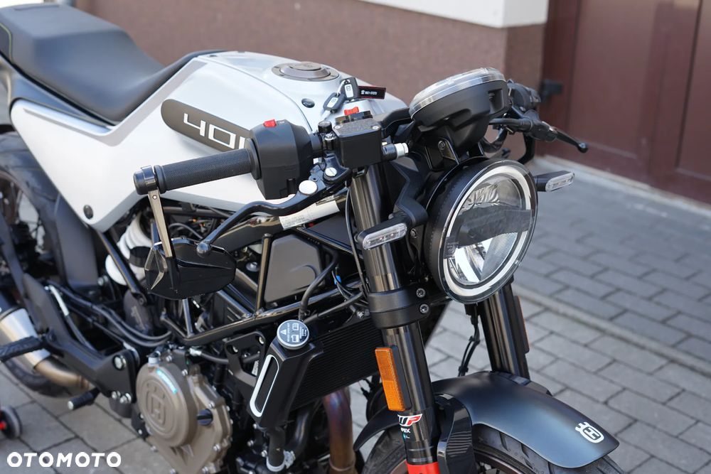 Husqvarna Vitpilen - 15