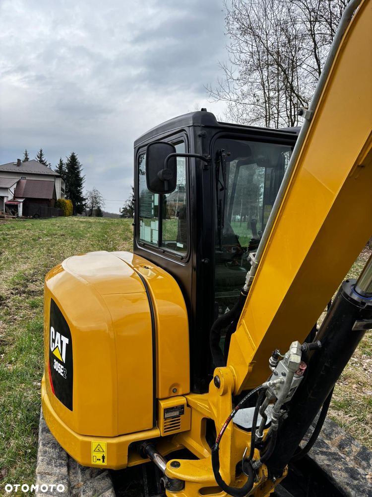 Caterpillar - 29
