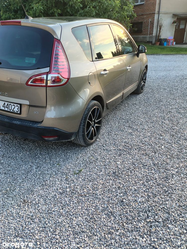 Renault Scenic dCi 130 FAP Bose Edition - 2