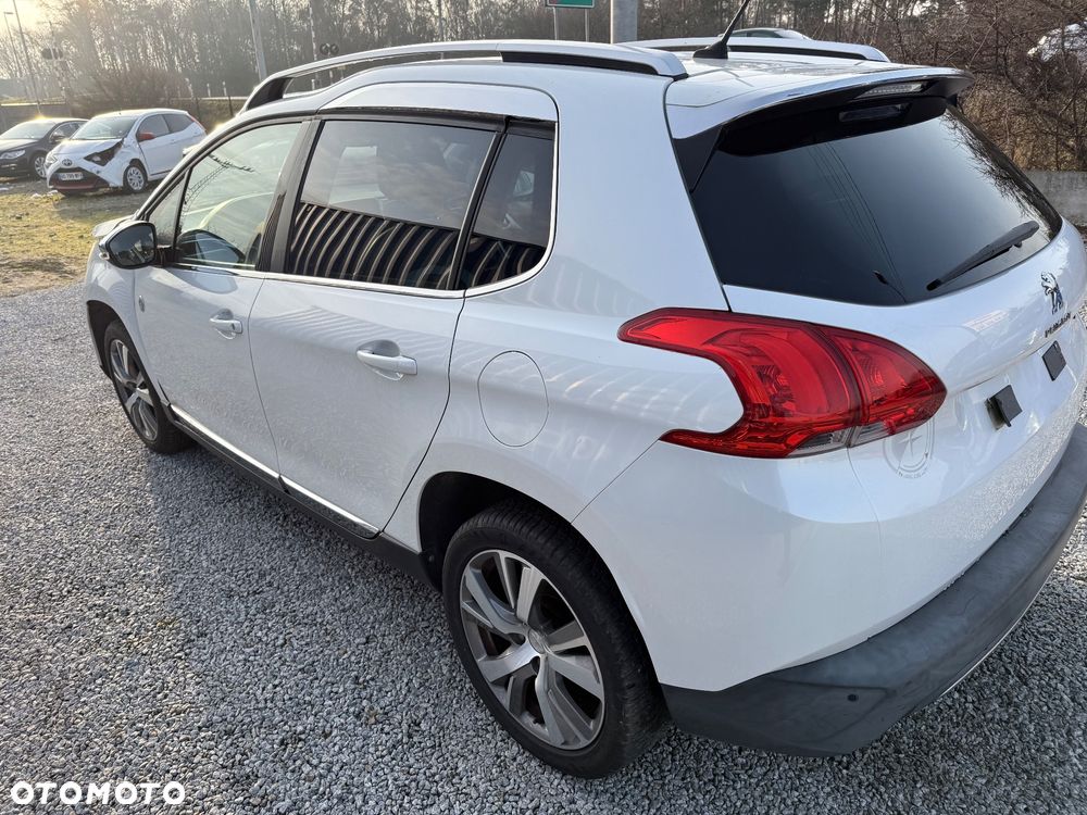 Peugeot 2008 BlueHDi FAP 120 STOP & START Crossway - 8