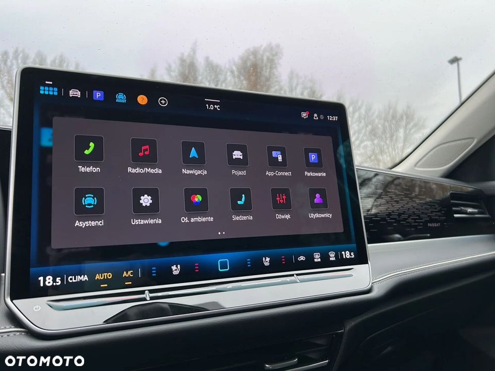 Volkswagen Passat Variant - 18