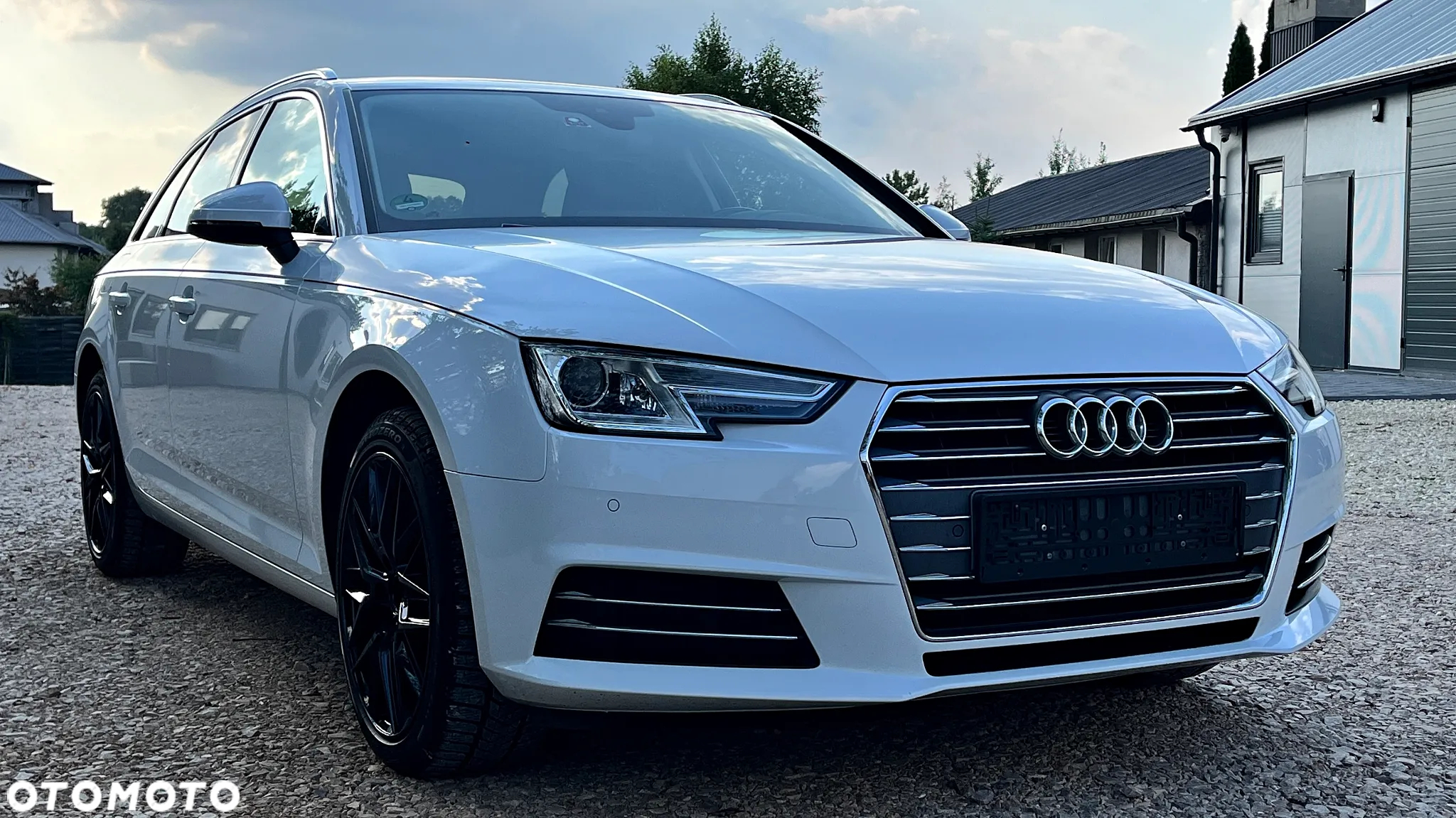 Audi A4 Avant 2.0 TDI Sport S tronic - 4