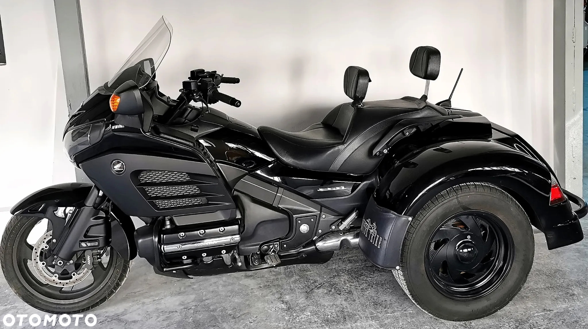 Honda GL - 10