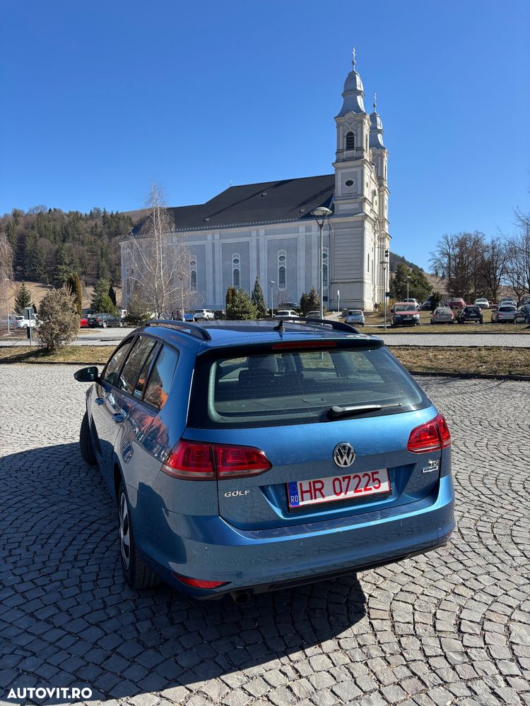 Volkswagen Golf 1.6 TDI BlueMotion Technology Comfortline - 8