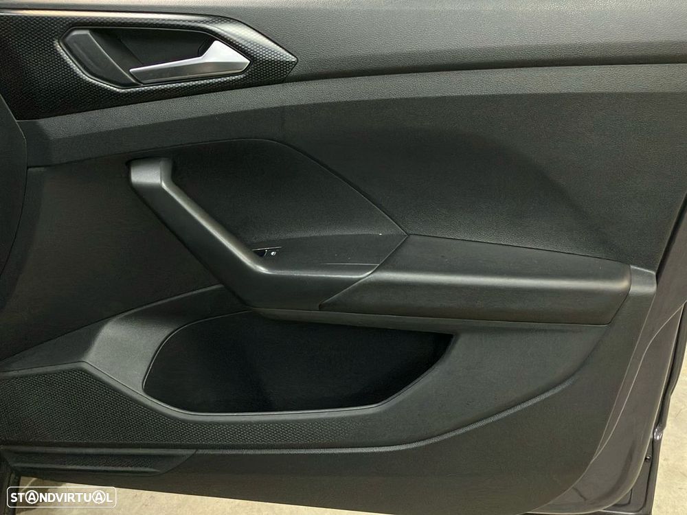 VW T-Cross 1.0 TSI Life - 21