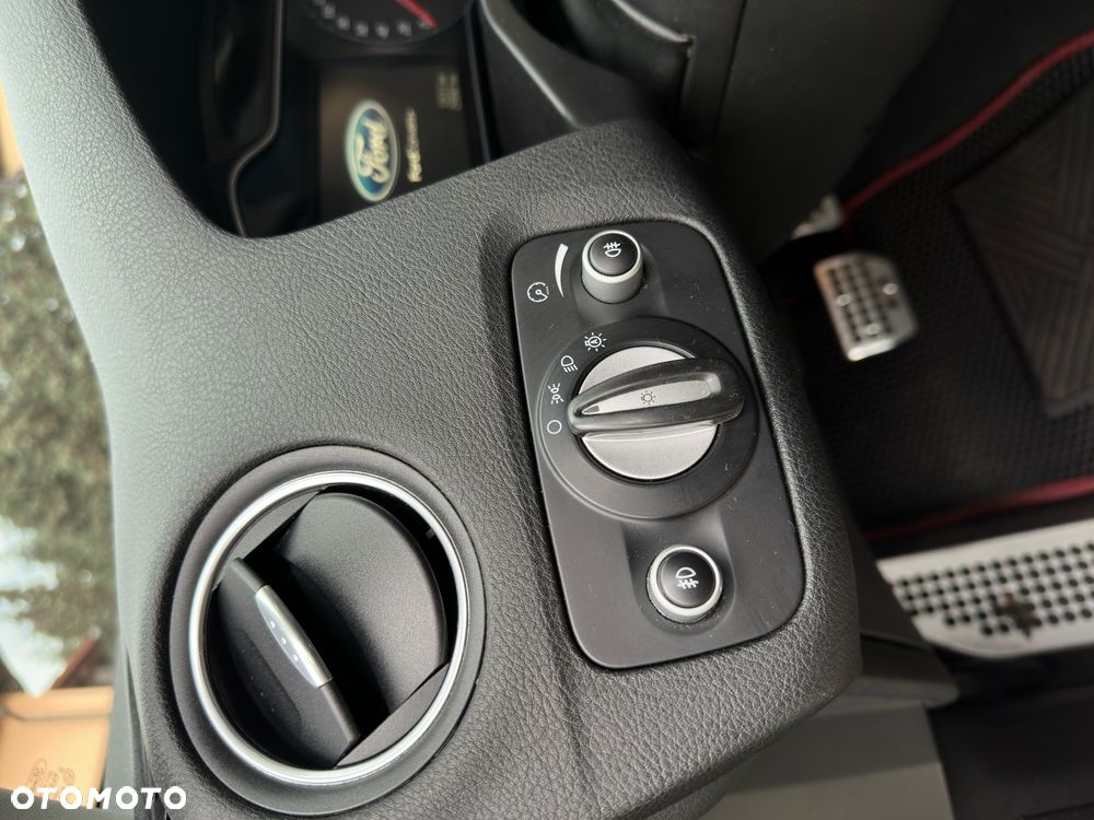 Ford Mondeo 2.2 TDCi Titanium S - 11