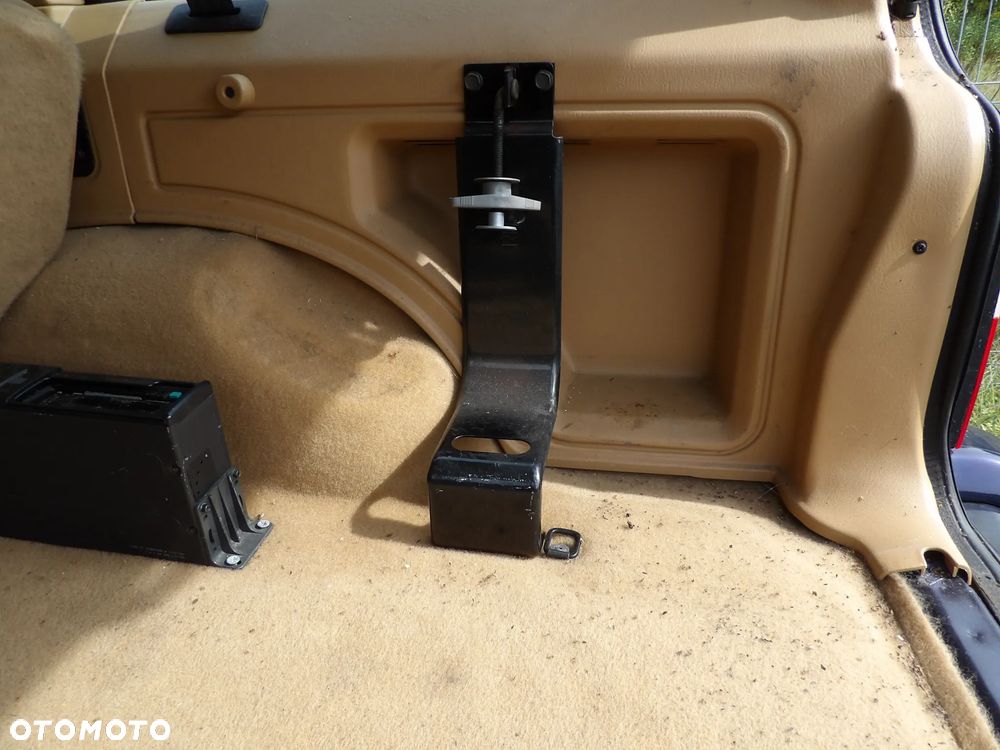 JEEP CHEROKEE XJ ROLETA BAGAŻNIKA KOŁO ZAPAS KOMPLET - 15
