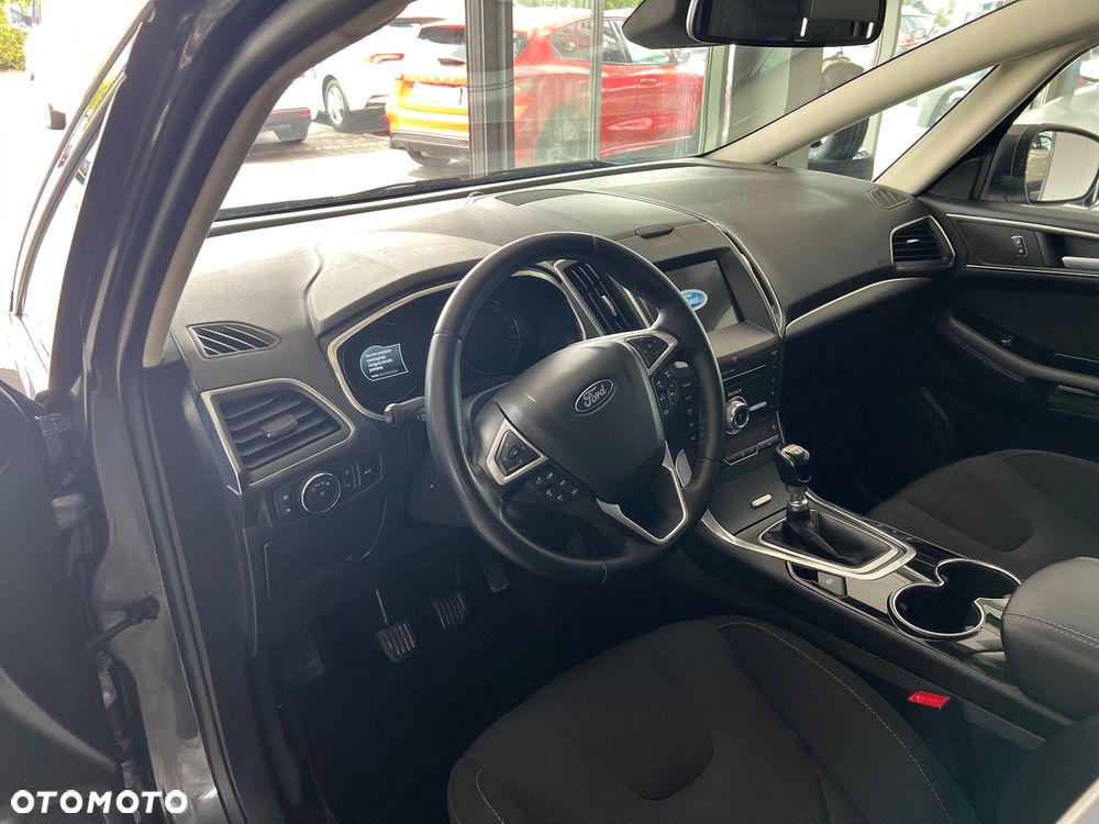Ford S-Max 2.0 EcoBlue Titanium - 19