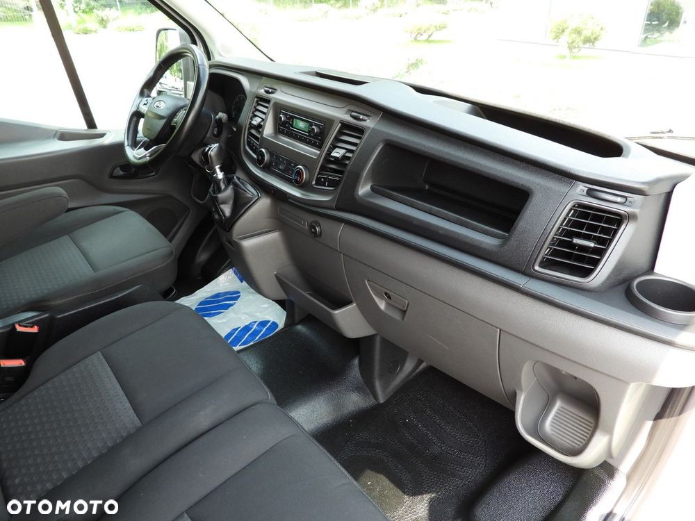 Ford TRANSIT  FURGON TEMPOMAT LEDY KLIMATYZACJA  130KM - 39
