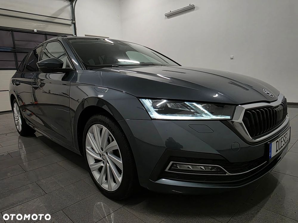 Skoda Octavia 2.0 TDI DSG Exclusive Plus - 1