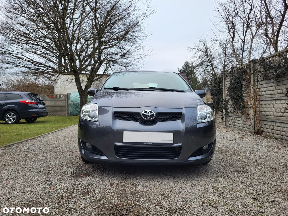 Toyota Auris 1.4 VVT-i - 2