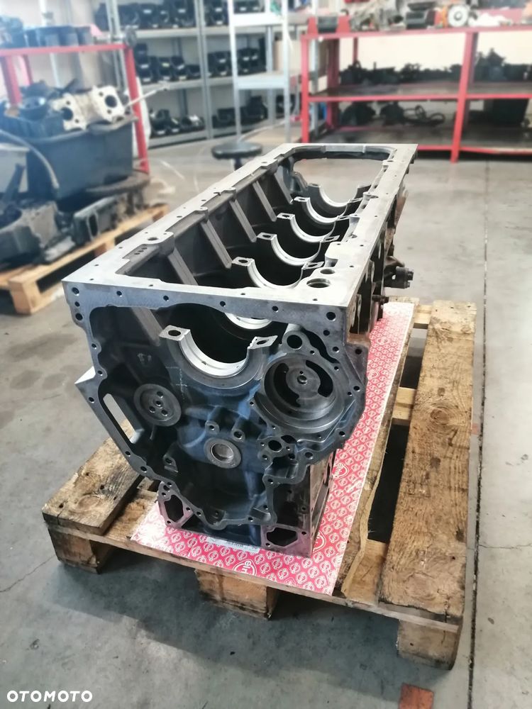 Blok Silnika MAN D2066LF61 D20 TGX Euro 6 Biturbo - 1
