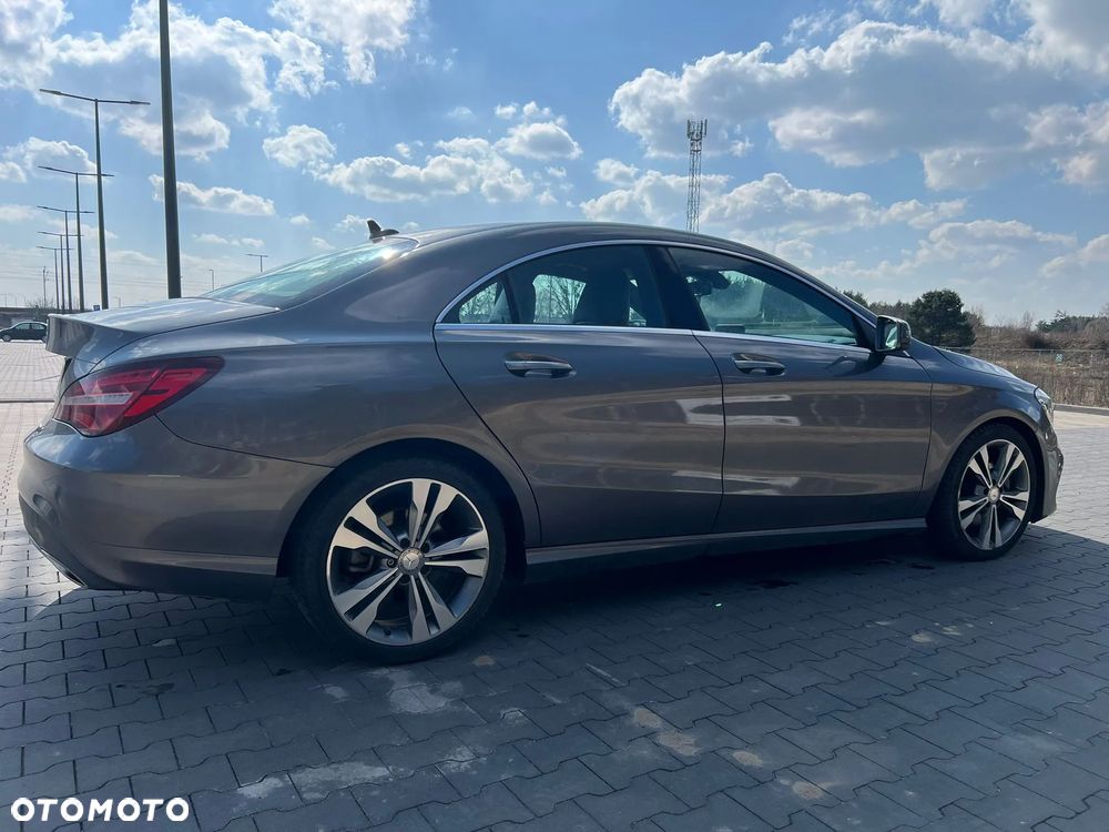 Mercedes-Benz CLA 250 7G-DCT - 6