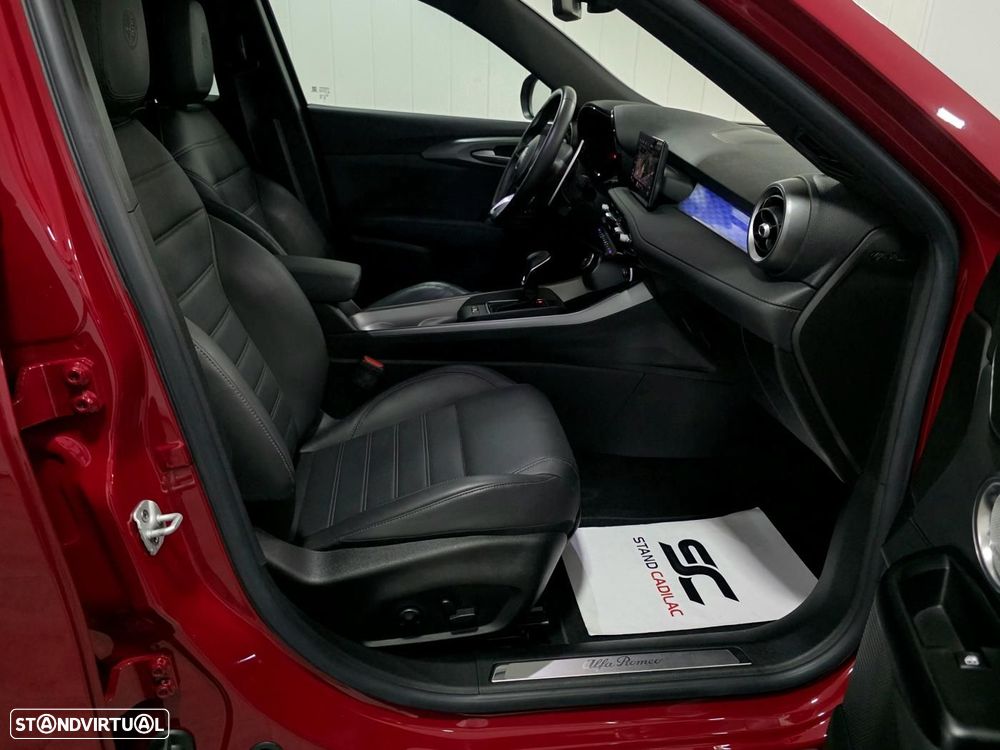 Alfa Romeo Tonale 1.5 Hybrid Edizione Speciale - 38