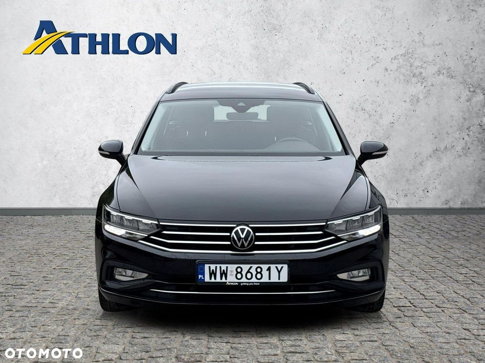 Volkswagen Passat - 8