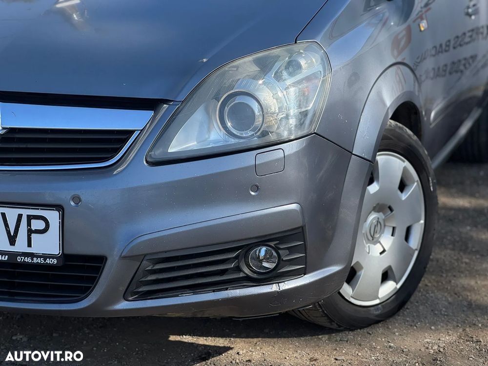 Opel Zafira - 17