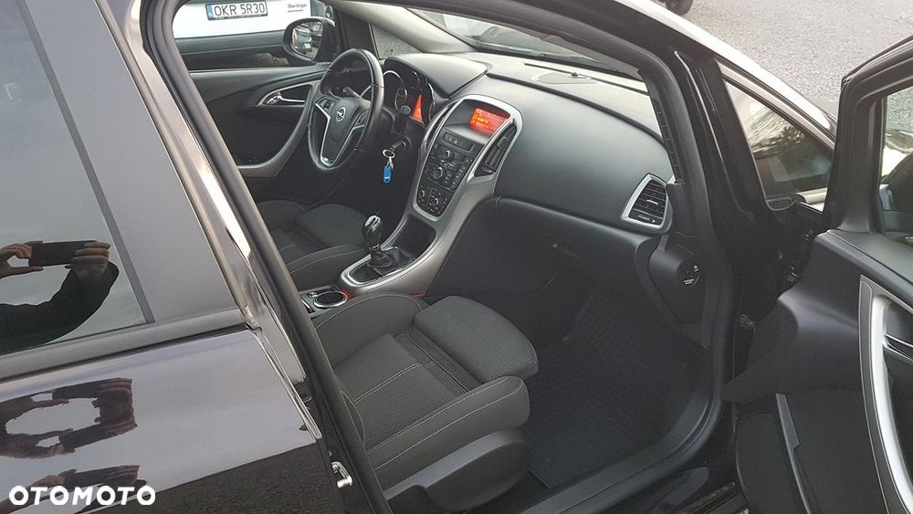 Opel Astra 1.4 T Sport S&S - 22