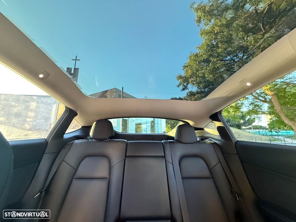 Tesla Model Y Long Range Tração Integral - 13
