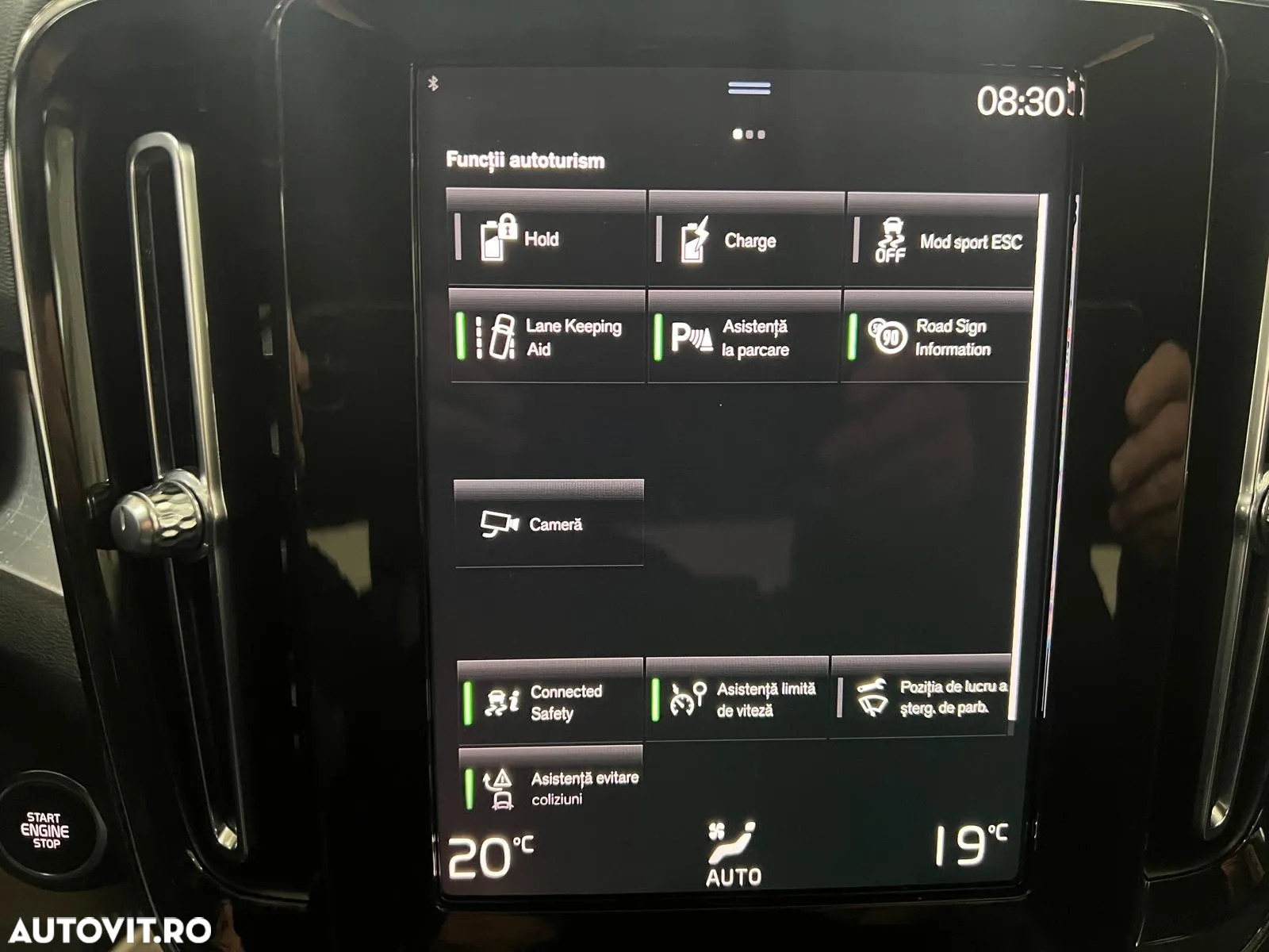 Volvo XC 40 T4 Recharge DKG Essential - 29
