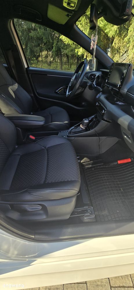 Toyota Yaris - 9