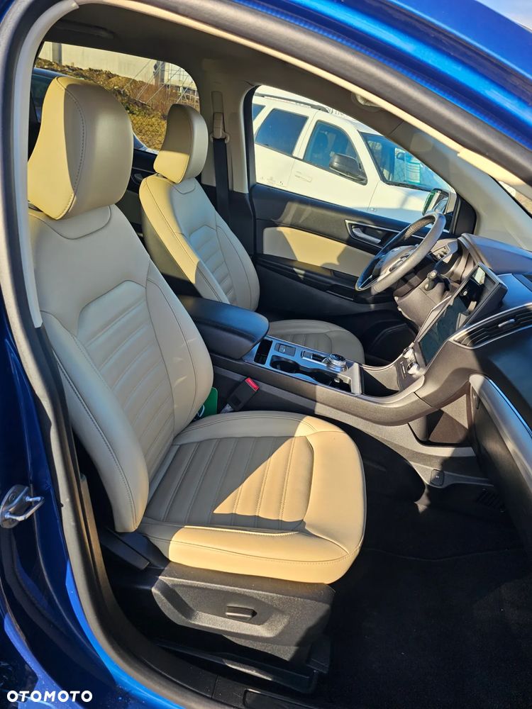 Ford Edge 2.0 EcoBlue Twin-Turbo 4WD Titanium - 27