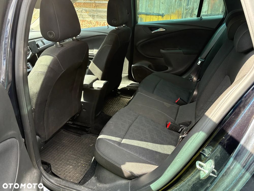 Opel Astra - 12