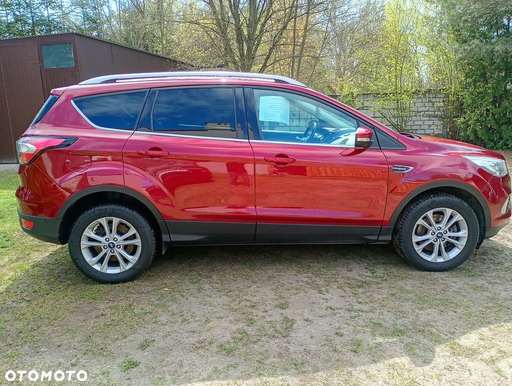 Ford Kuga 1.5 TDCi FWD Titanium - 4
