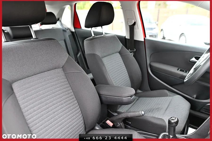 Volkswagen Polo 1.2 Comfortline - 22