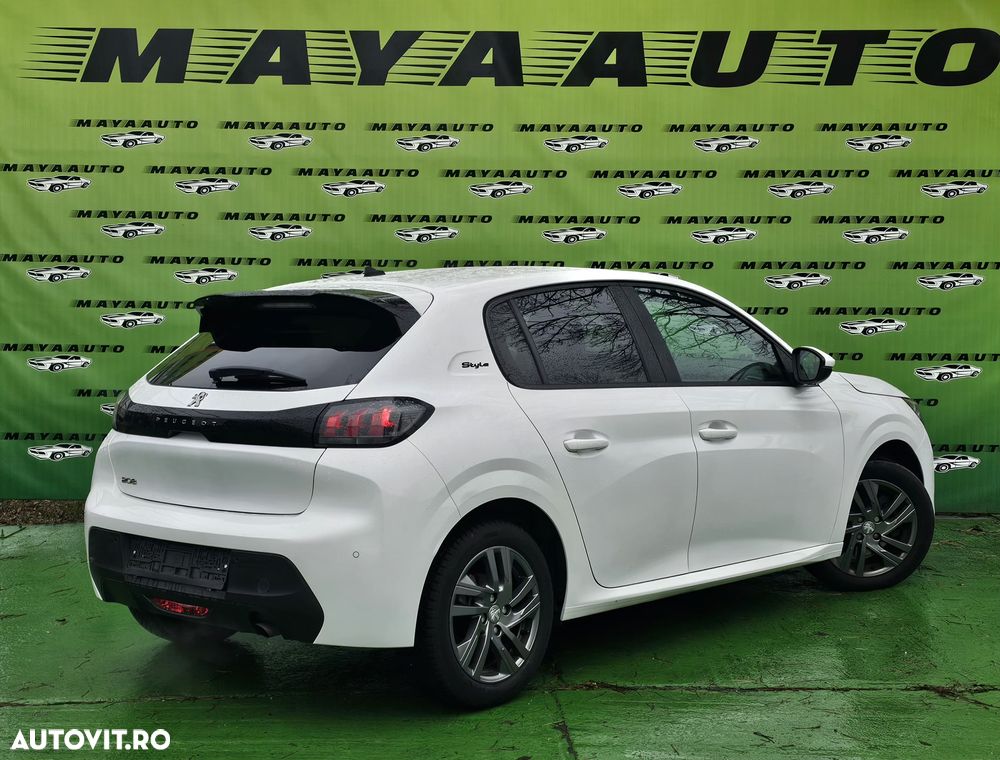 Peugeot 208 PureTech 100 EAT8 Active - 10