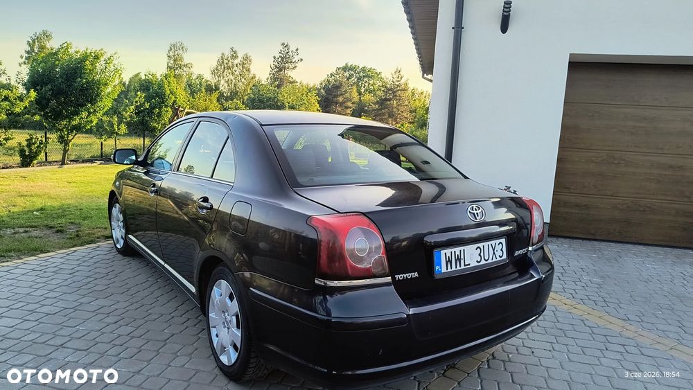 Toyota Avensis 1.8 VVT-i Sol Premium - 8